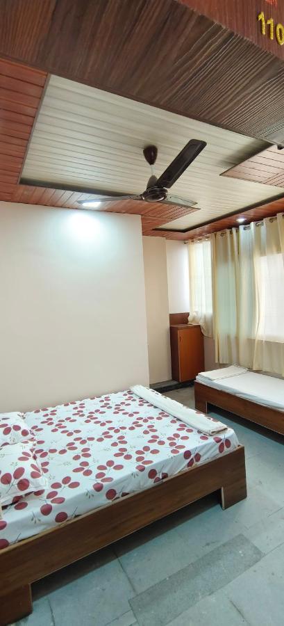Hotel Anjali Ujjain Extérieur photo
