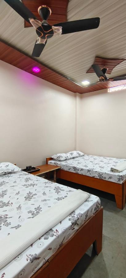 Hotel Anjali Ujjain Extérieur photo