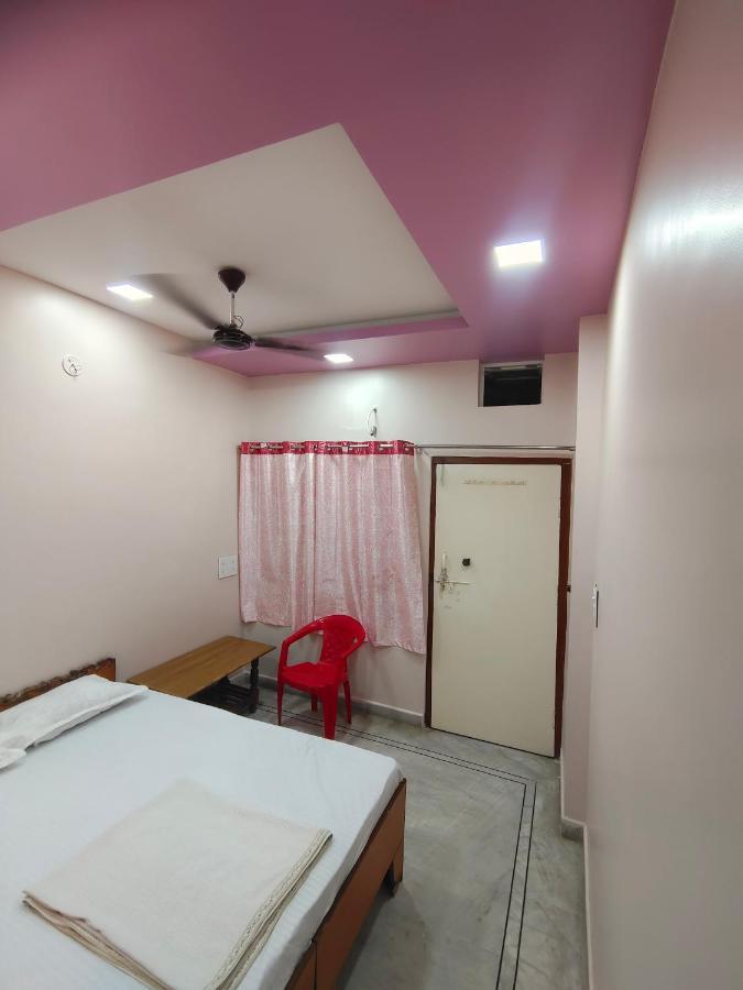 Hotel Anjali Ujjain Extérieur photo