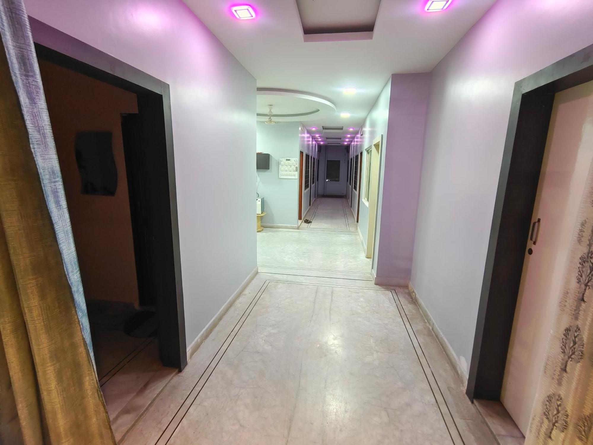 Hotel Anjali Ujjain Extérieur photo